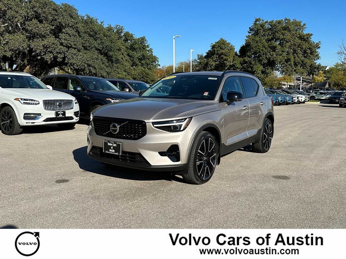 Pre-owned Volvo XC40 Cars for Sale on Certified by Volvo